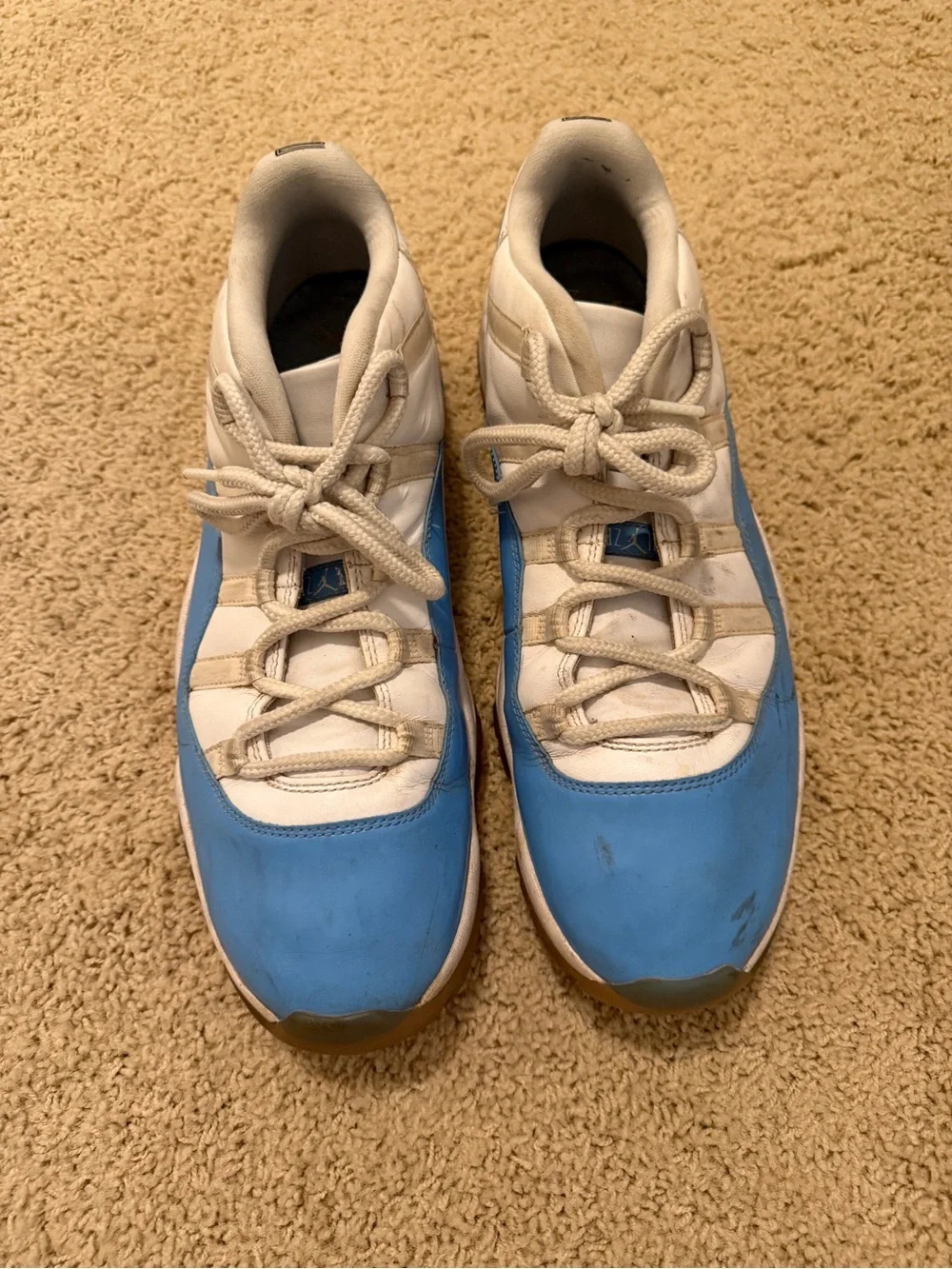 Jordan 11 Low Carolina/University Blue and White Athletic Sneakers Size 13